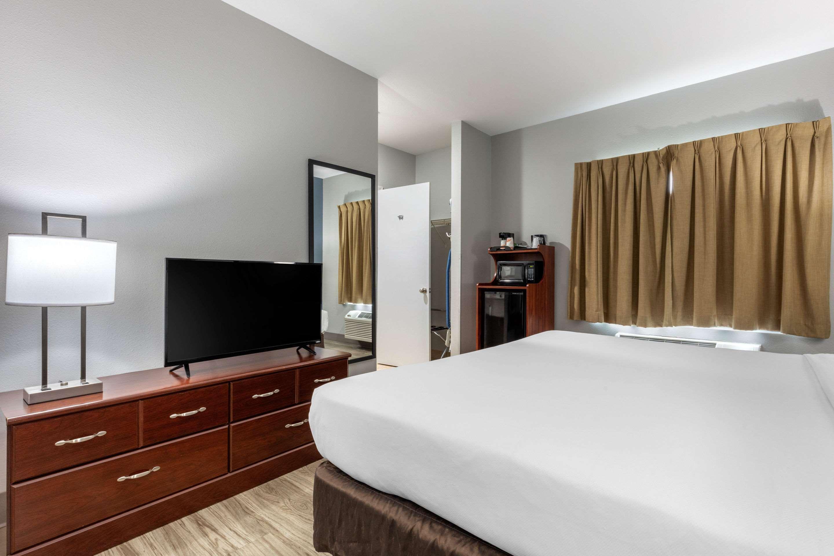Quality Inn & Suites Demopolis Extérieur photo