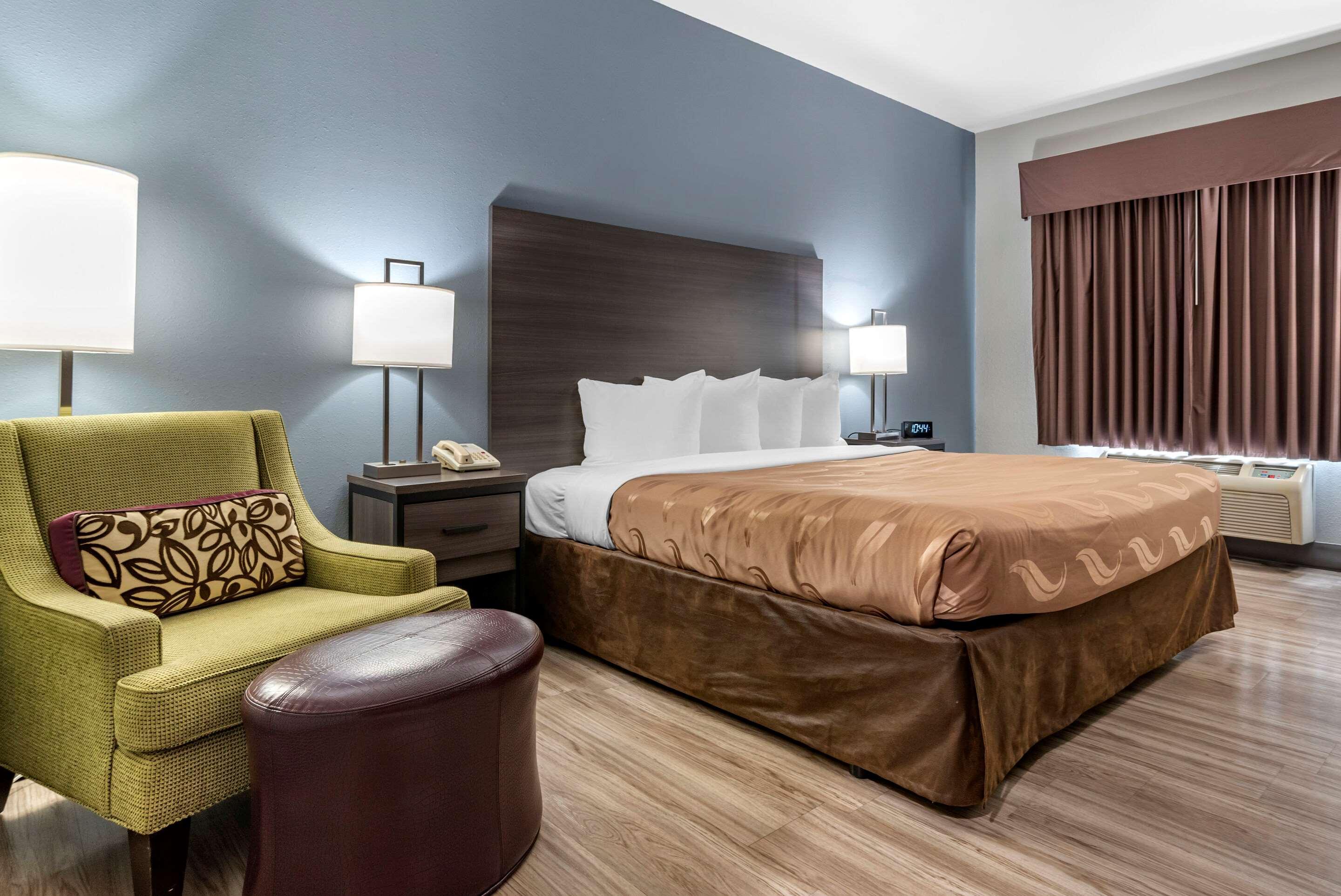 Quality Inn & Suites Demopolis Extérieur photo