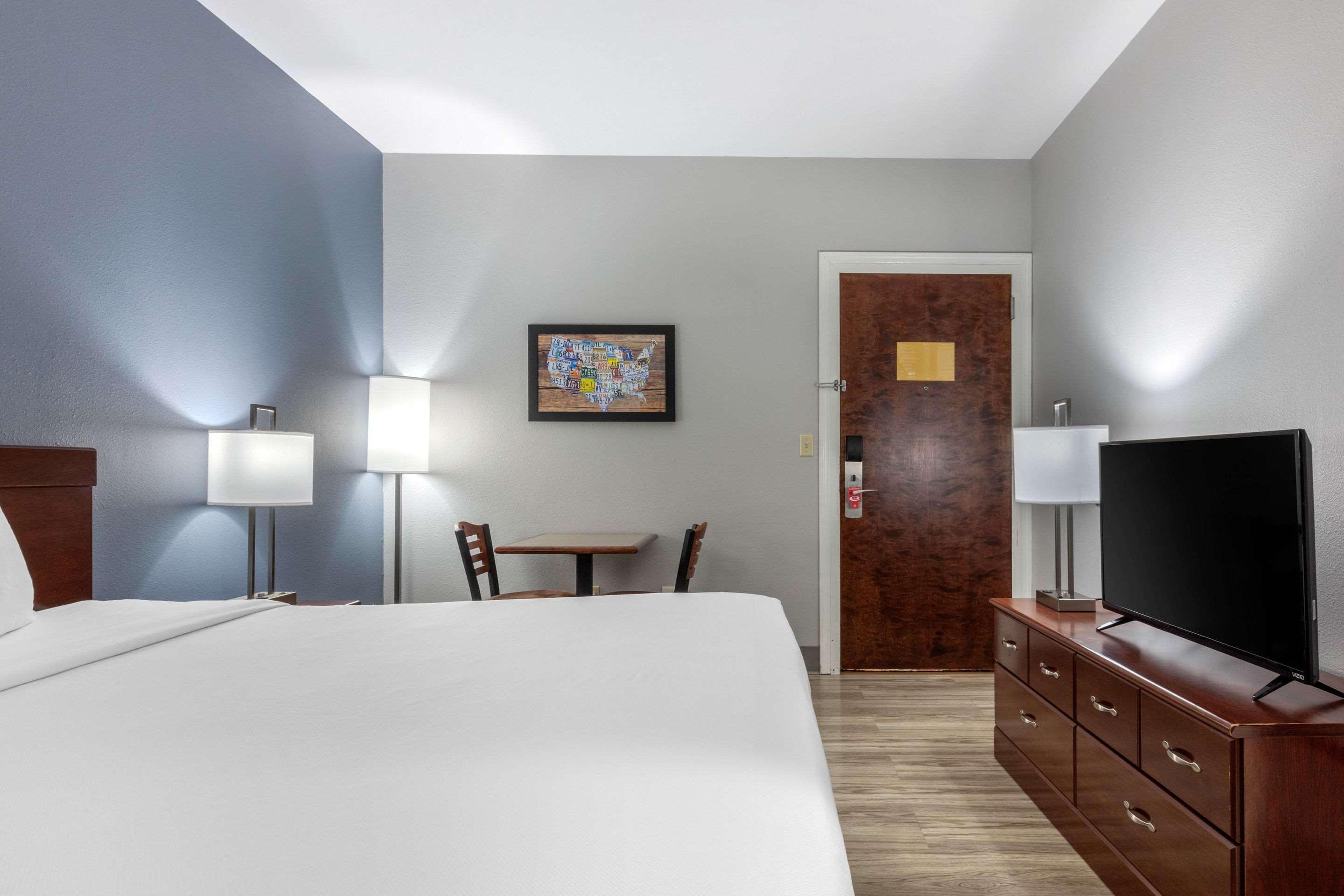 Quality Inn & Suites Demopolis Extérieur photo