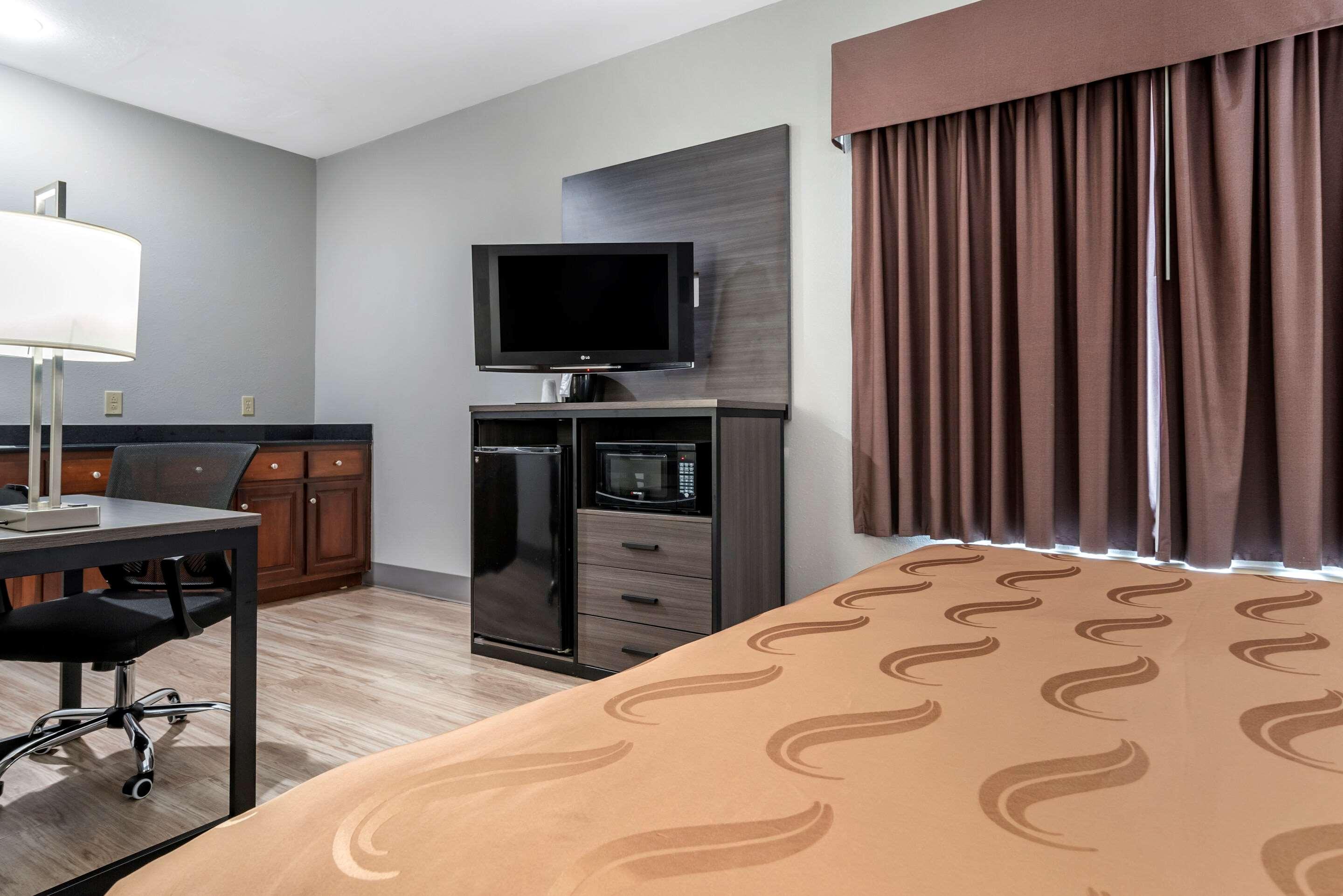 Quality Inn & Suites Demopolis Extérieur photo