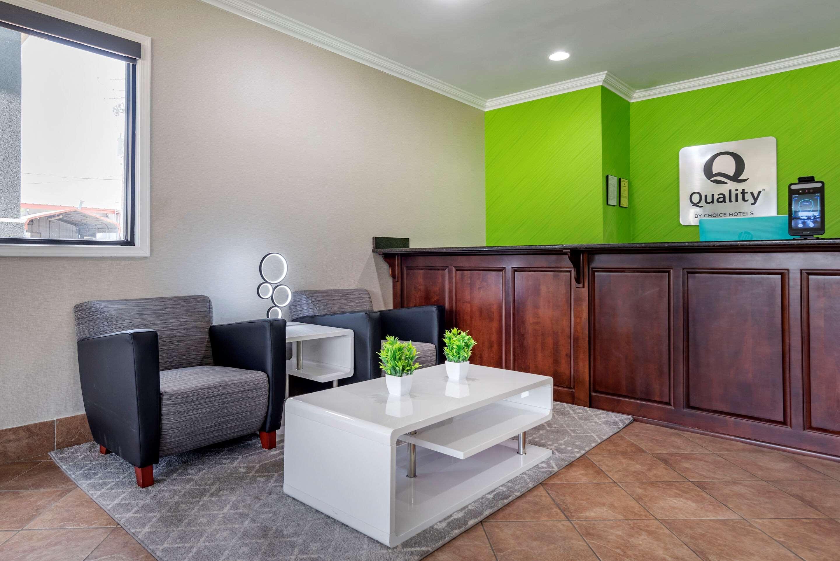 Quality Inn & Suites Demopolis Extérieur photo