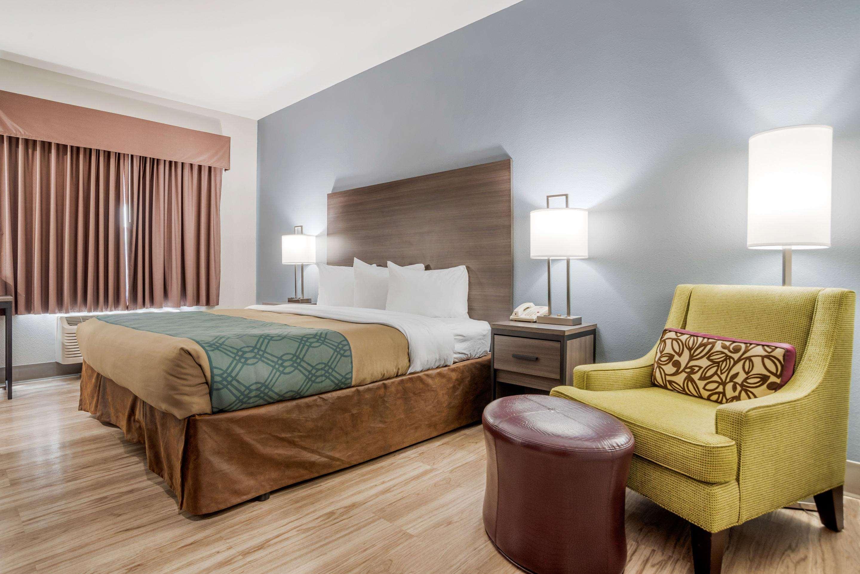 Quality Inn & Suites Demopolis Extérieur photo