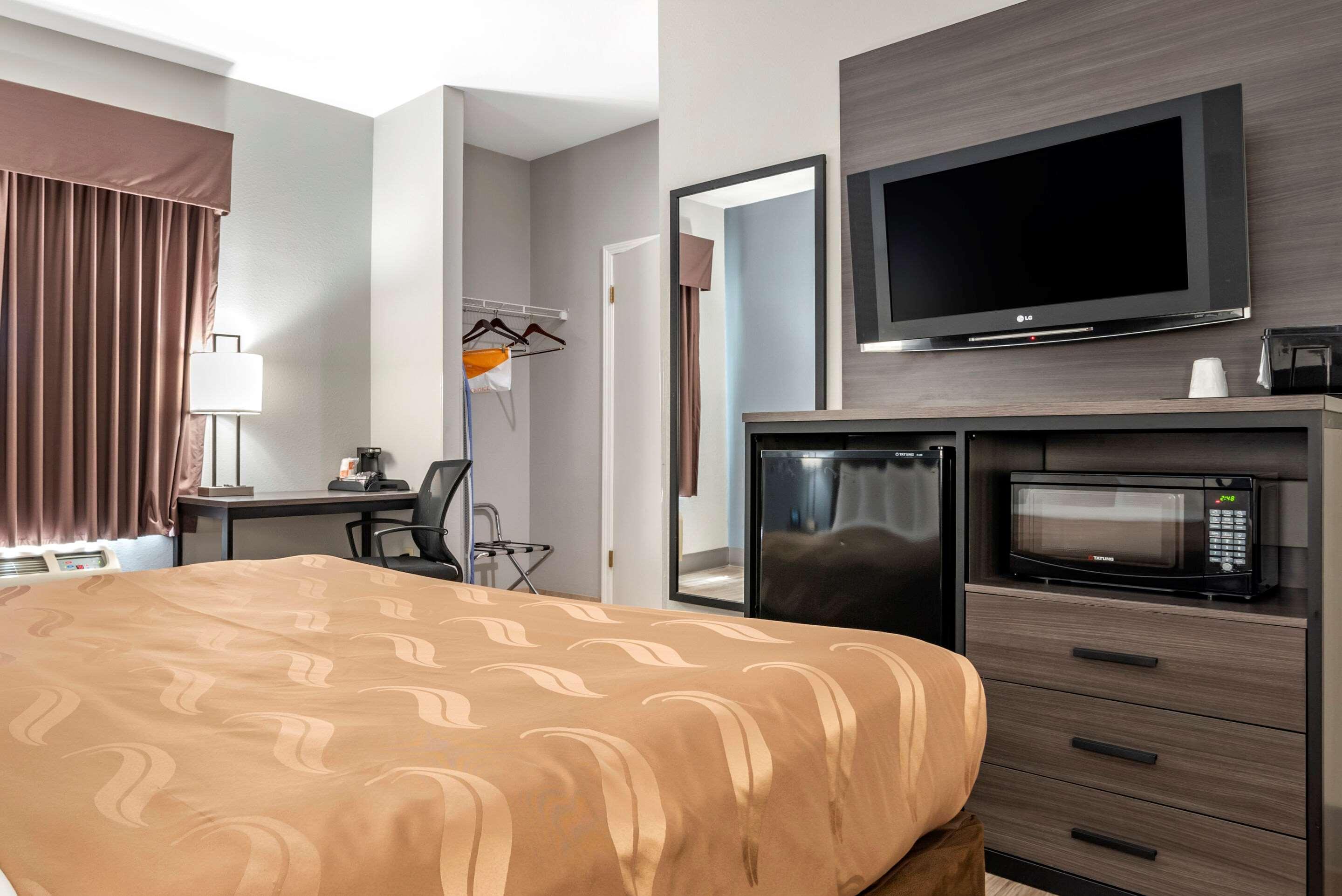 Quality Inn & Suites Demopolis Extérieur photo