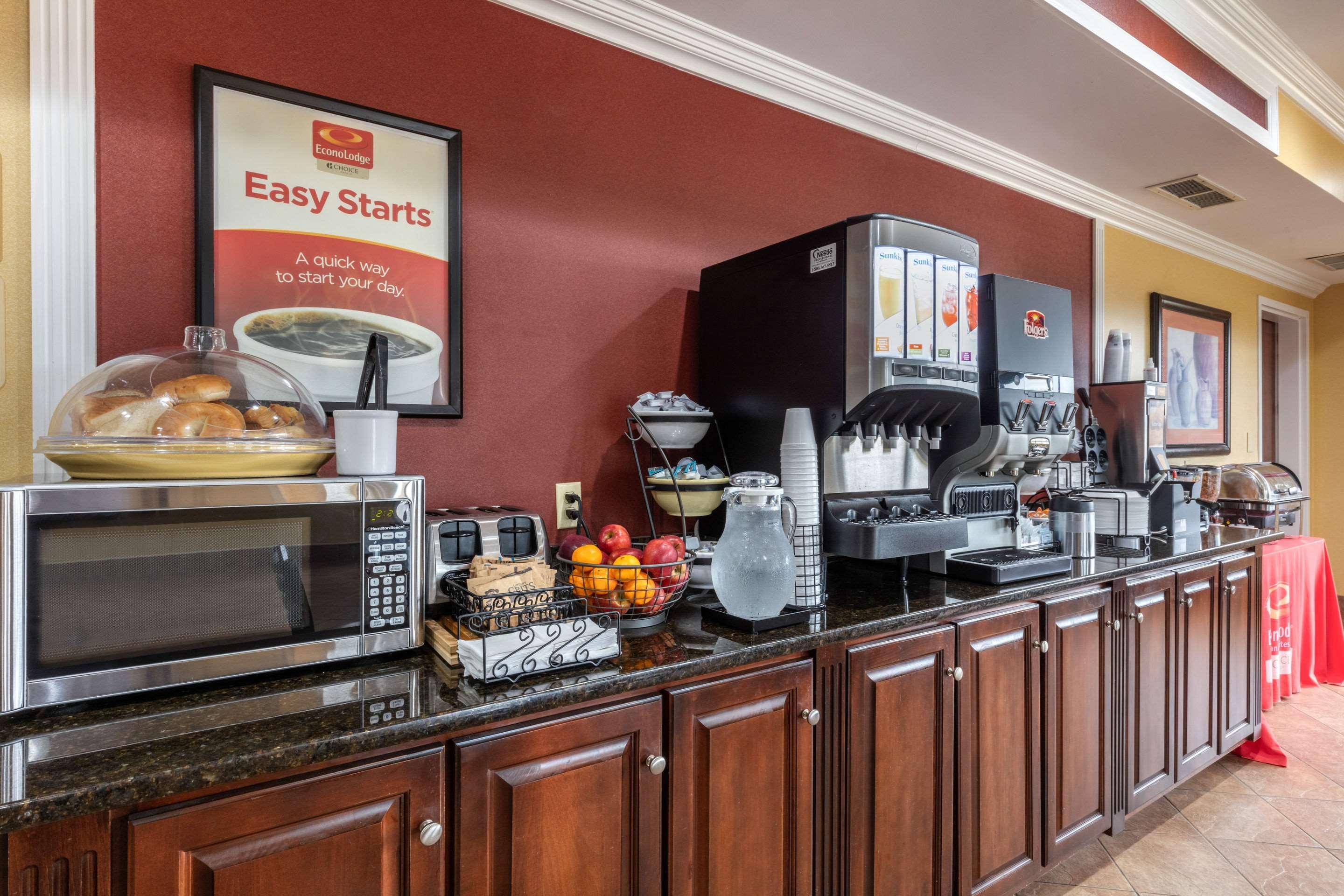 Quality Inn & Suites Demopolis Extérieur photo