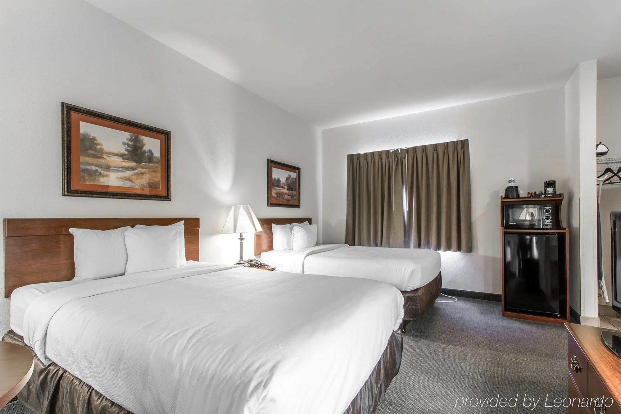 Quality Inn & Suites Demopolis Extérieur photo